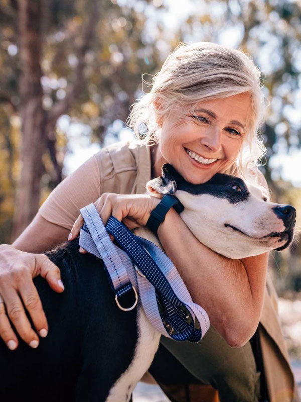 Menopausa, sintomi e rimedi per viverla serenamente